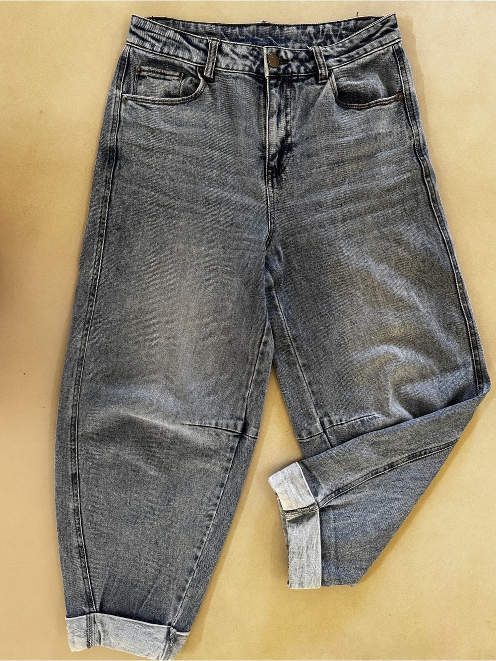Women's Cuffed Barrel-Leg Jeans